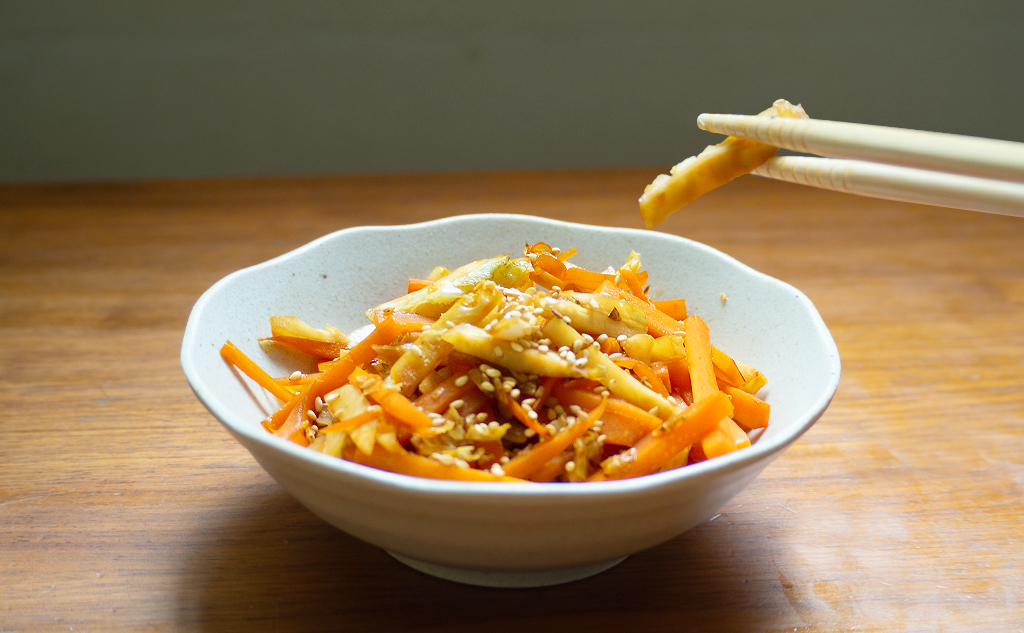 丸ごと食べ切り 夏野菜レシピ_キャベツの芯の甘辛きんぴら