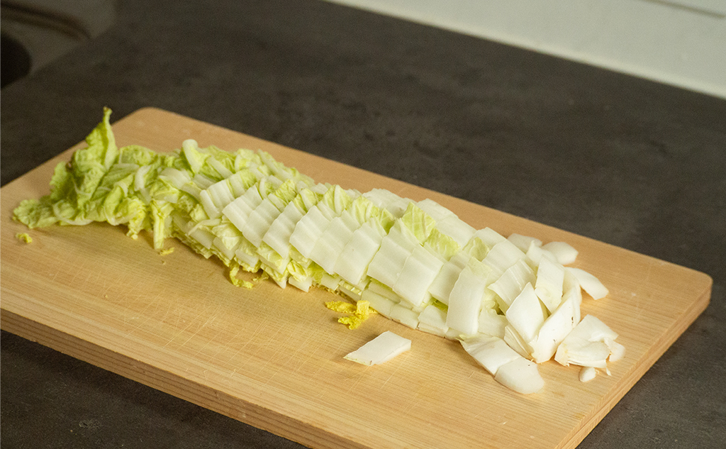 体の芯からあたたまる丸ごと冬野菜レシピ_白菜丸ごとミルクスープ_作り方1